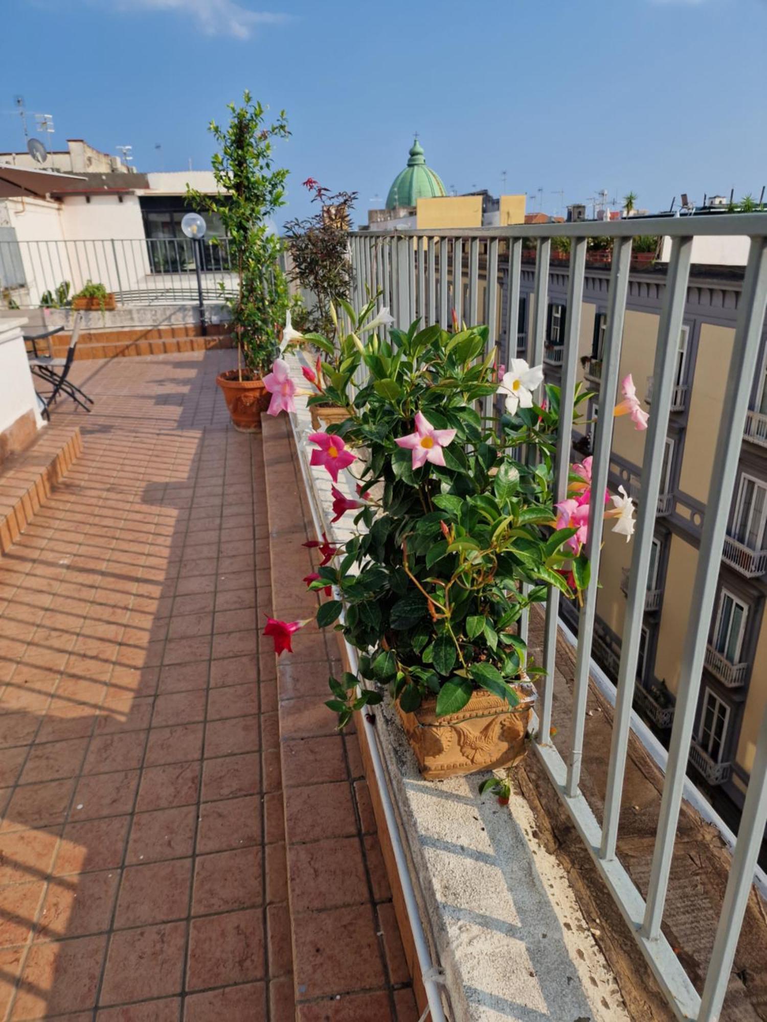 Hotel La Terrazza Delle Fate Nápoles Exterior foto