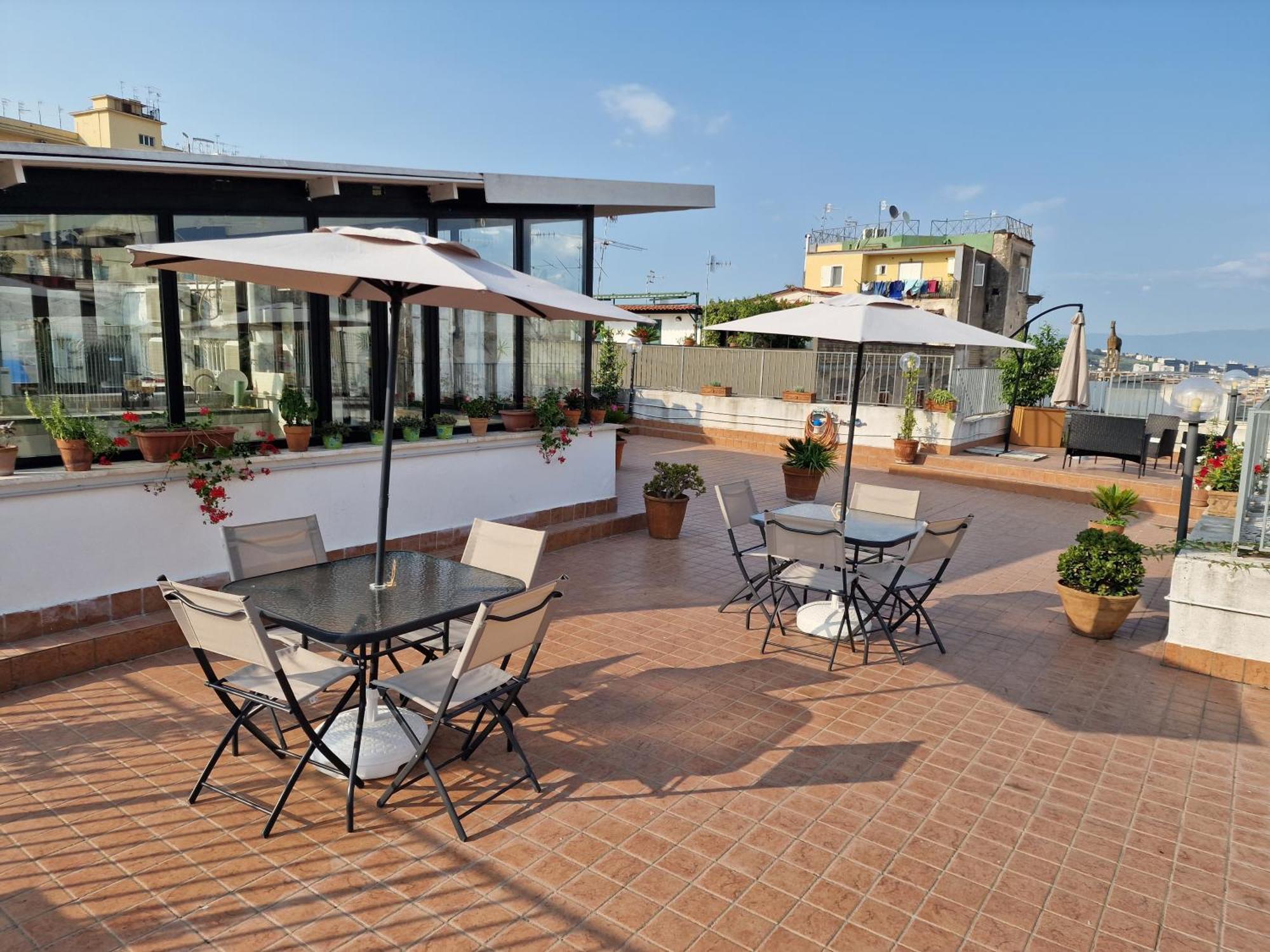 Hotel La Terrazza Delle Fate Nápoles Exterior foto