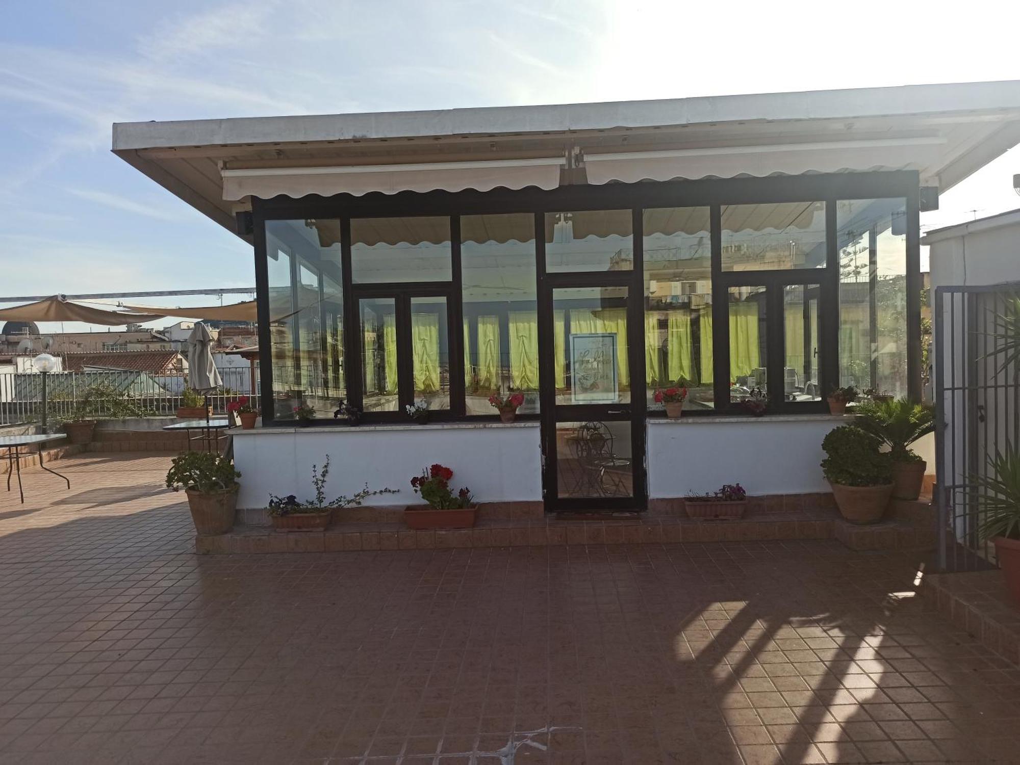 Hotel La Terrazza Delle Fate Nápoles Exterior foto