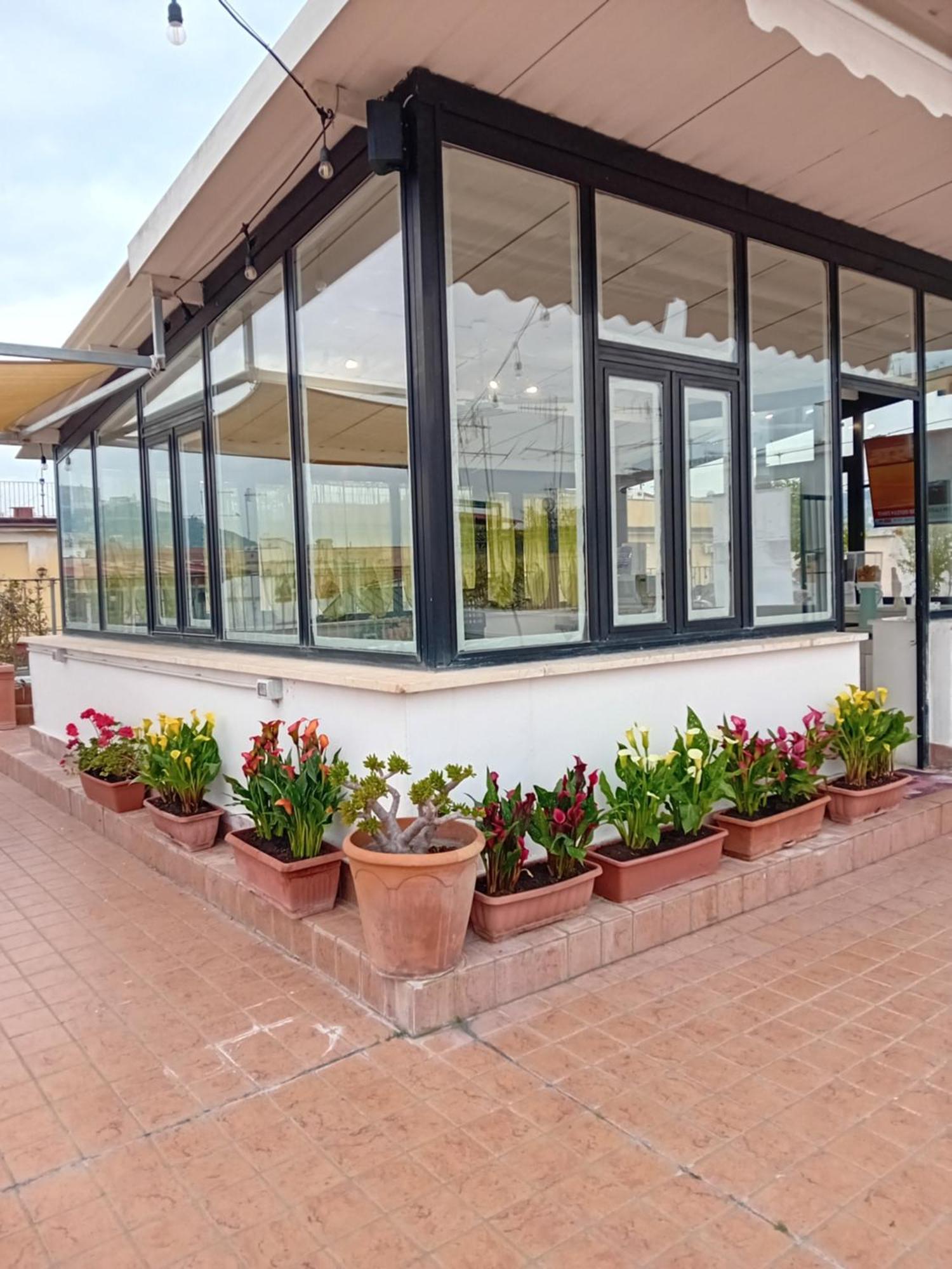Hotel La Terrazza Delle Fate Nápoles Exterior foto